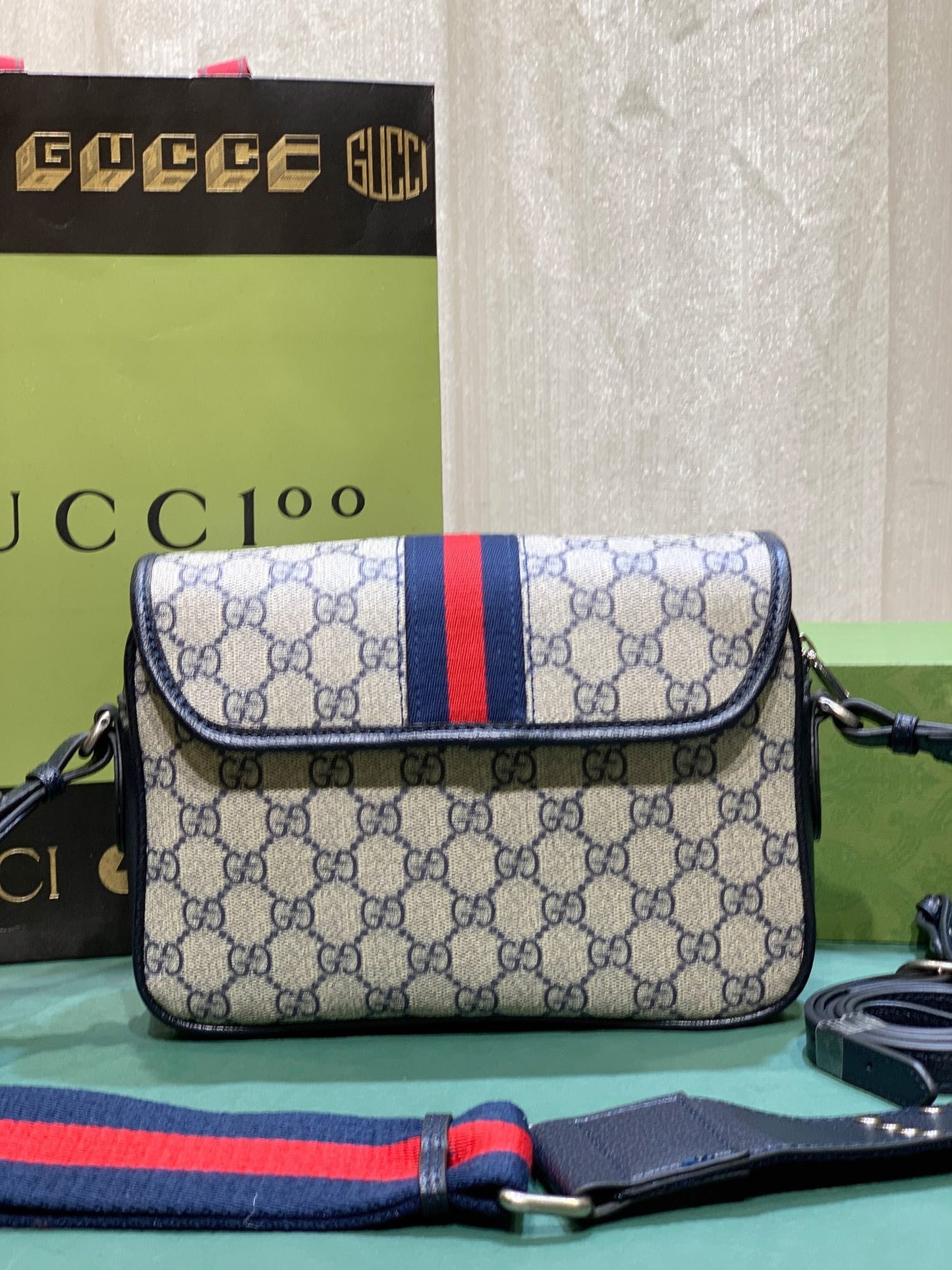 Chic & Stylish Bags
