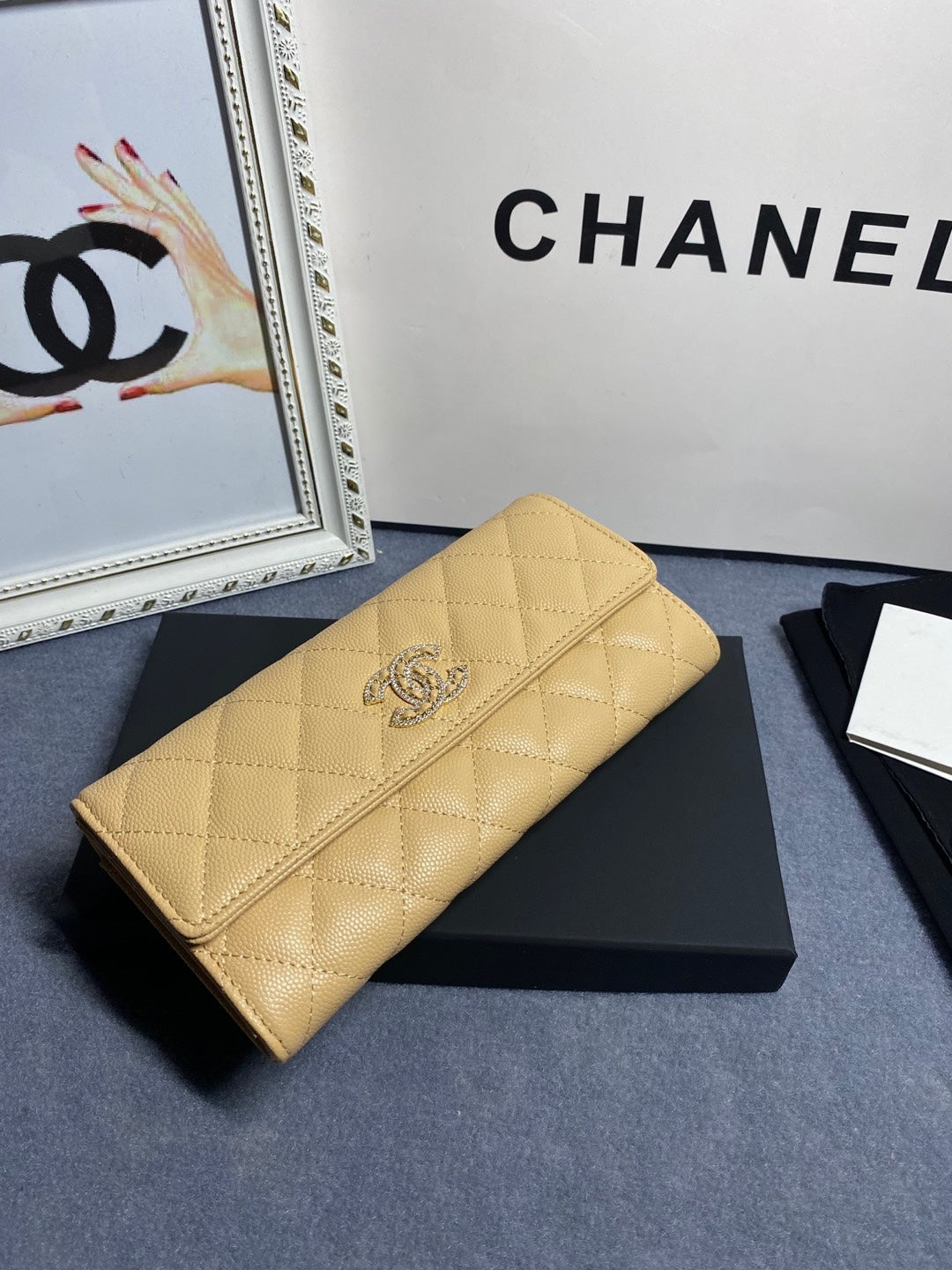 Chic & Stylish Bags