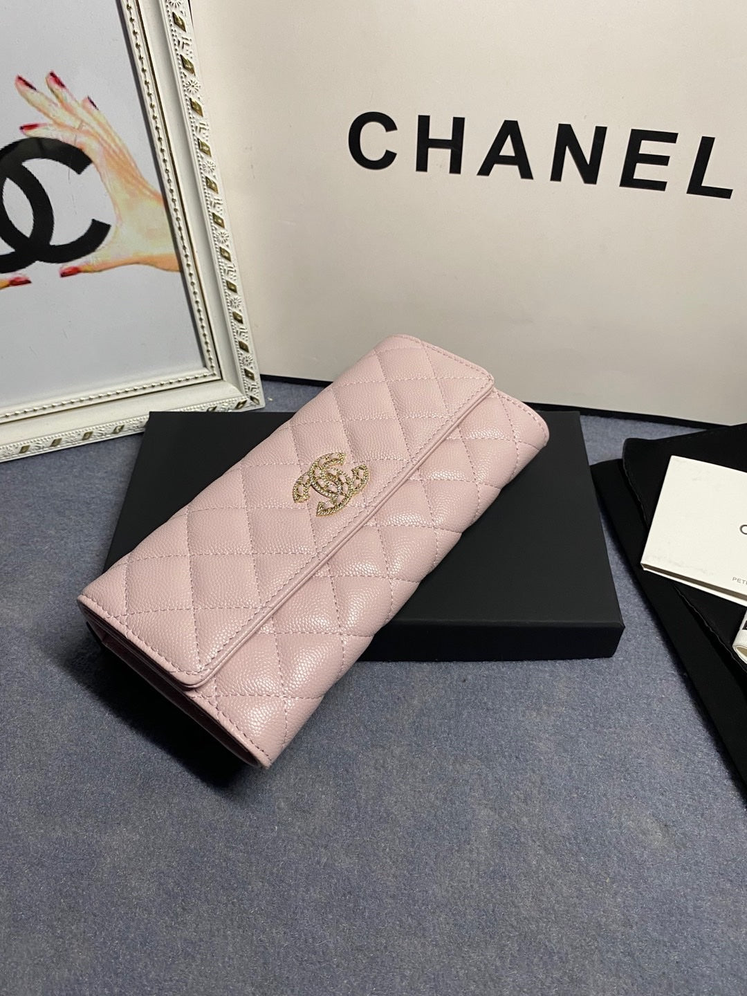 Chic & Stylish Bags