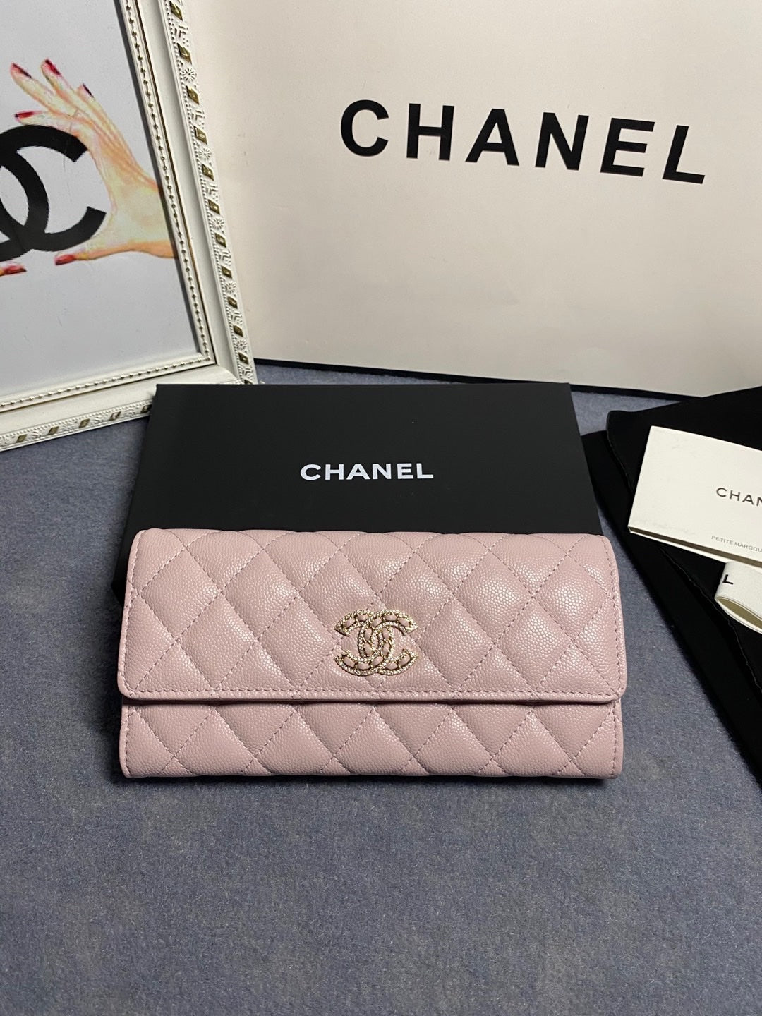 Chic & Stylish Bags