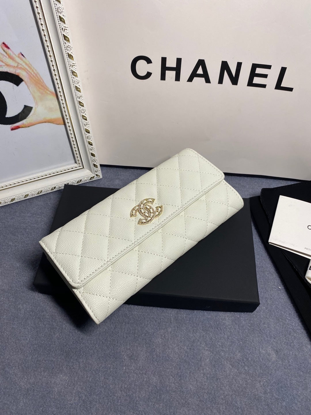 Chic & Stylish Bags