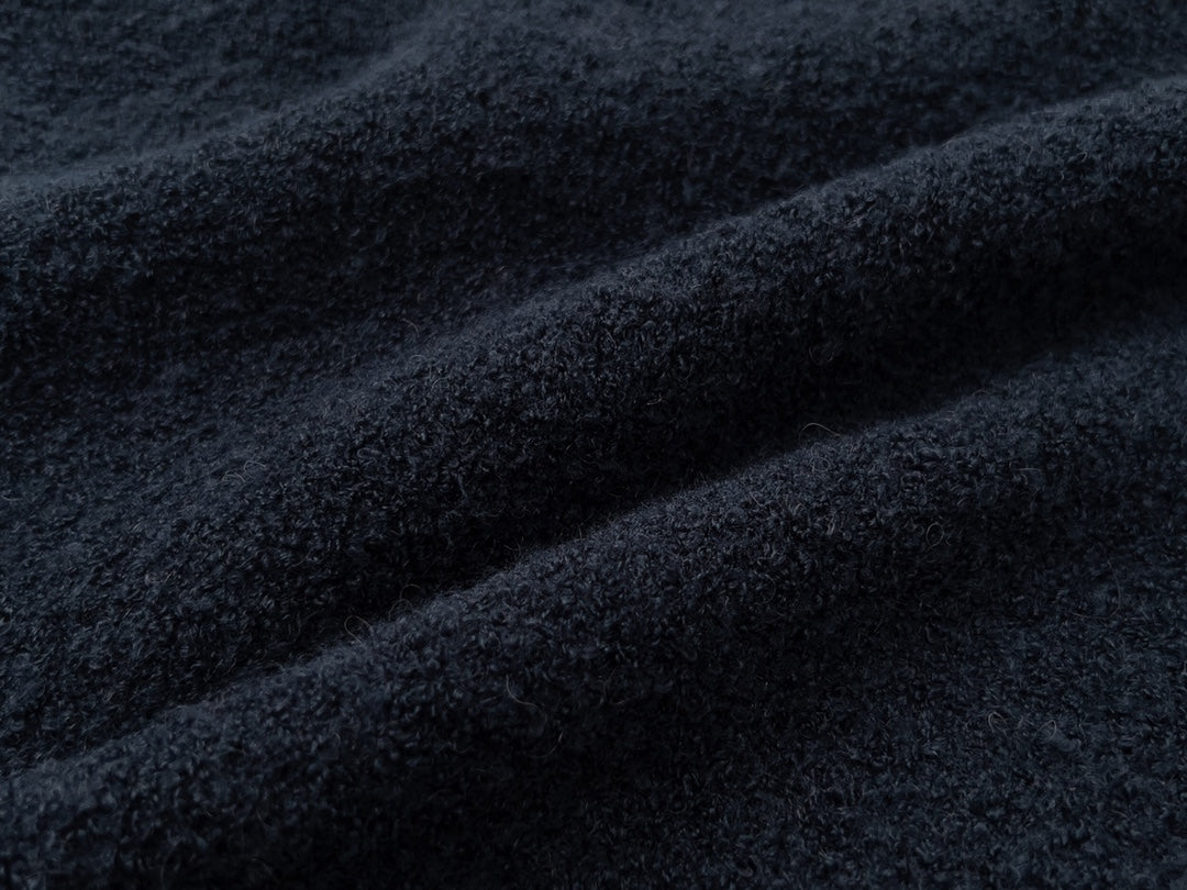 MINIMALIST STREET STYLE