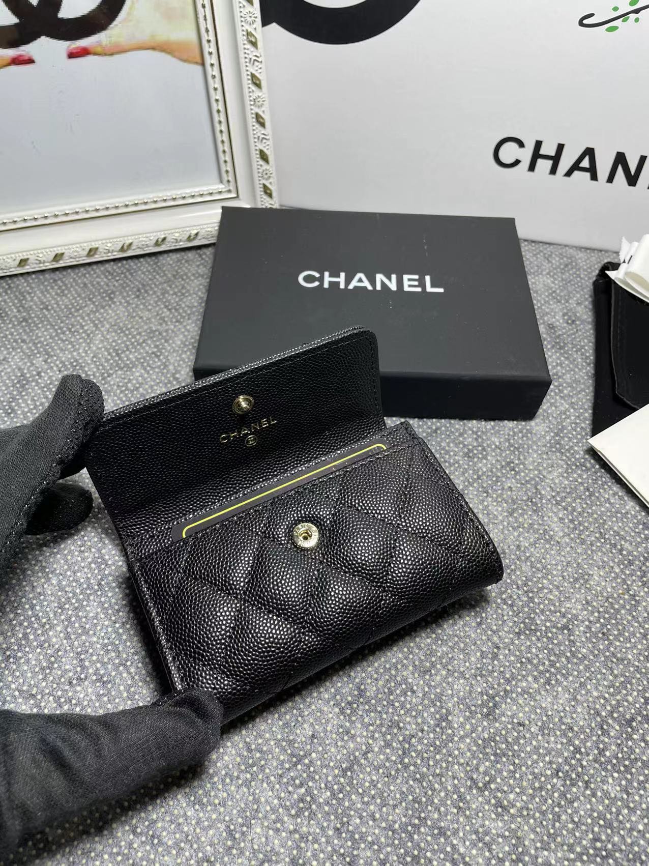 Chic & Stylish Bags