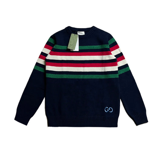 MINIMALIST STREET STYLE