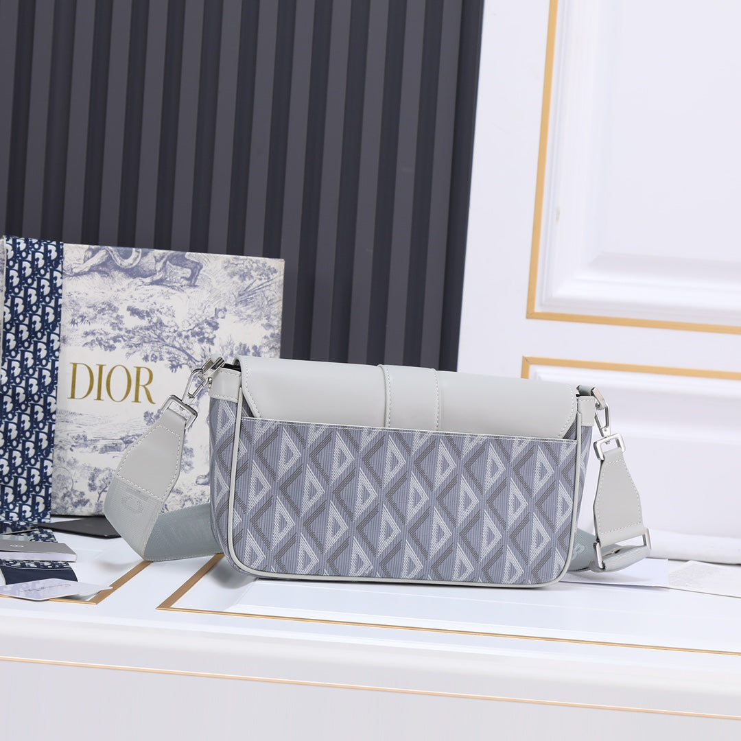 Chic & Stylish Bags