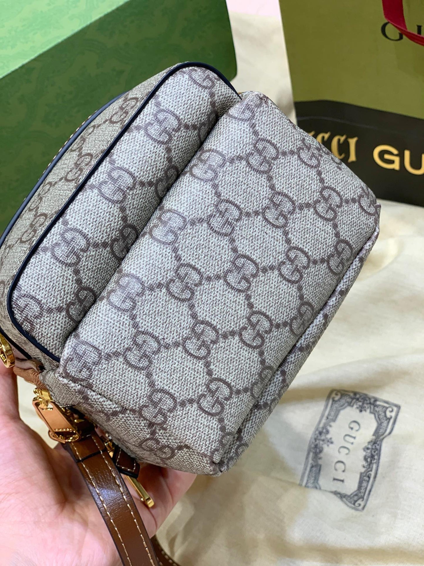 Chic & Stylish Bags