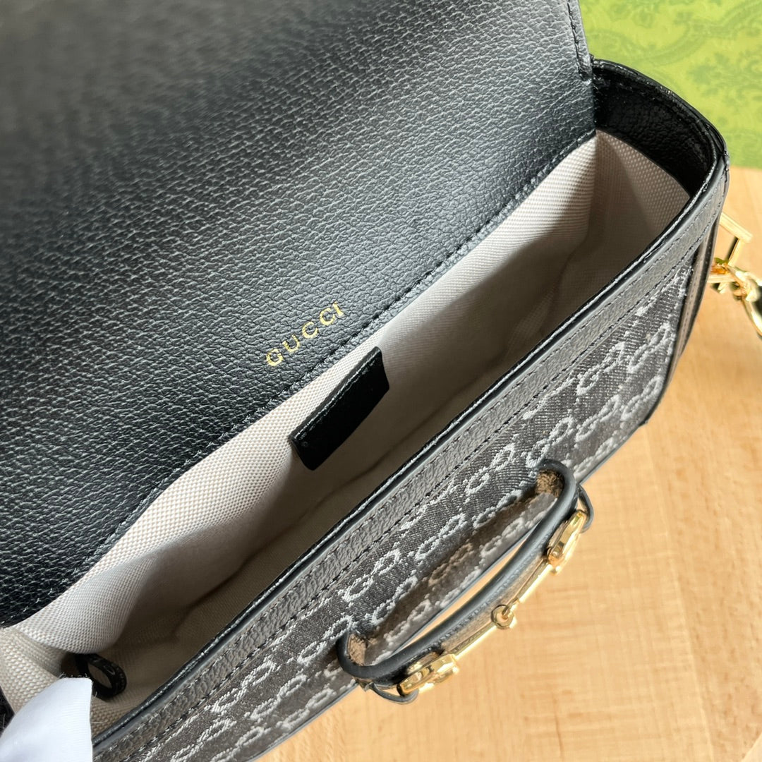 Chic & Stylish Bags
