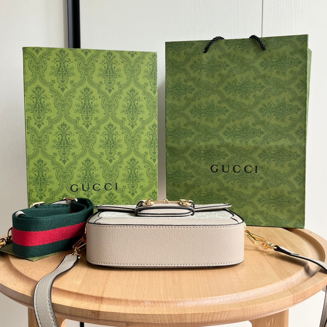 Chic & Stylish Bags