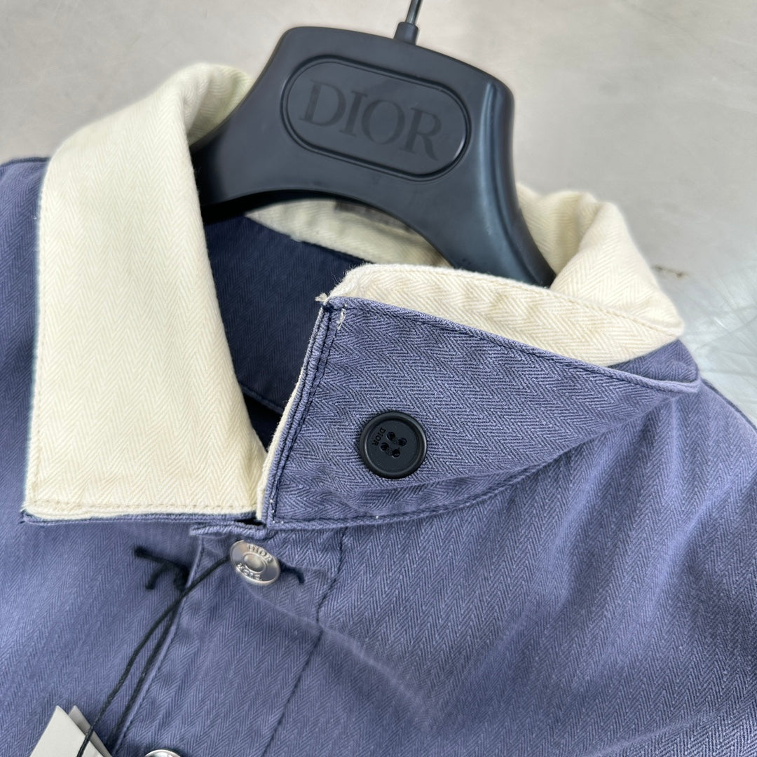 MINIMALIST STREET STYLE