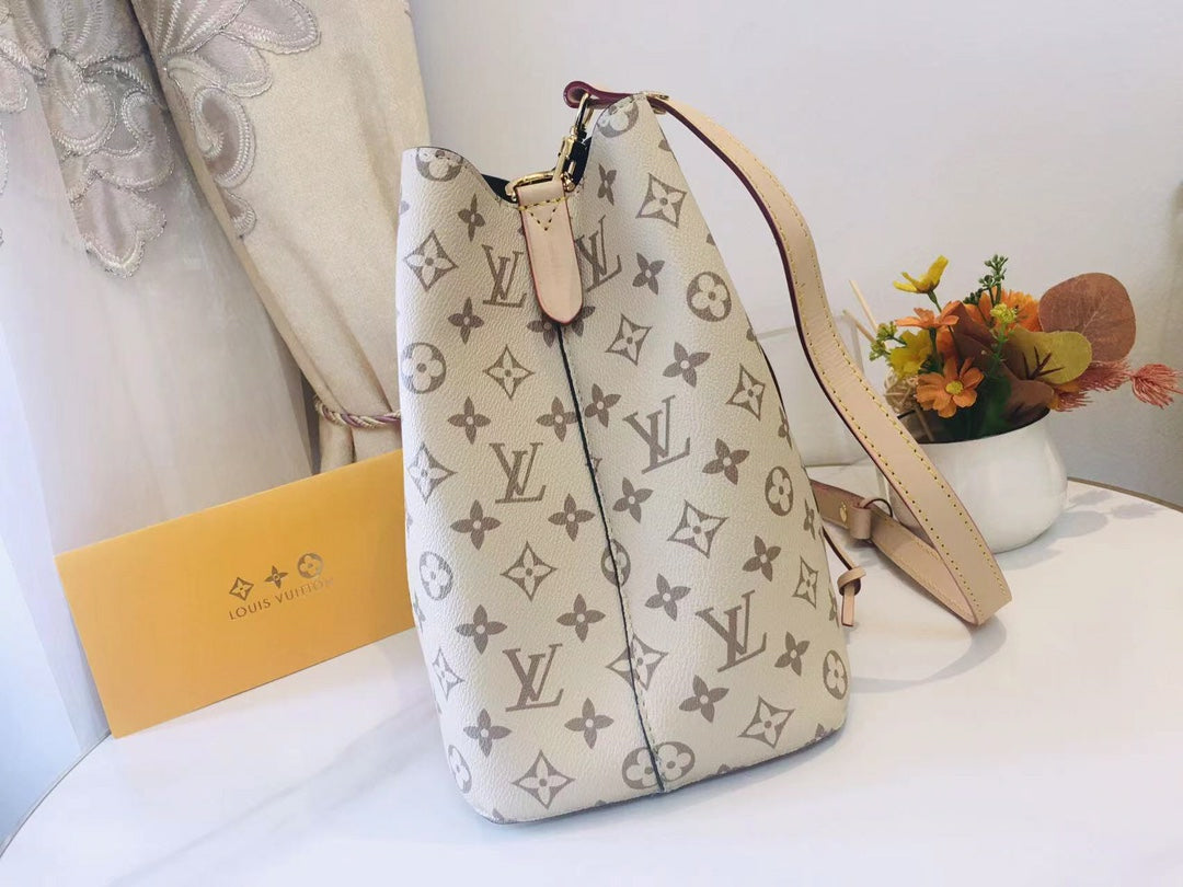 Chic & Stylish Bags