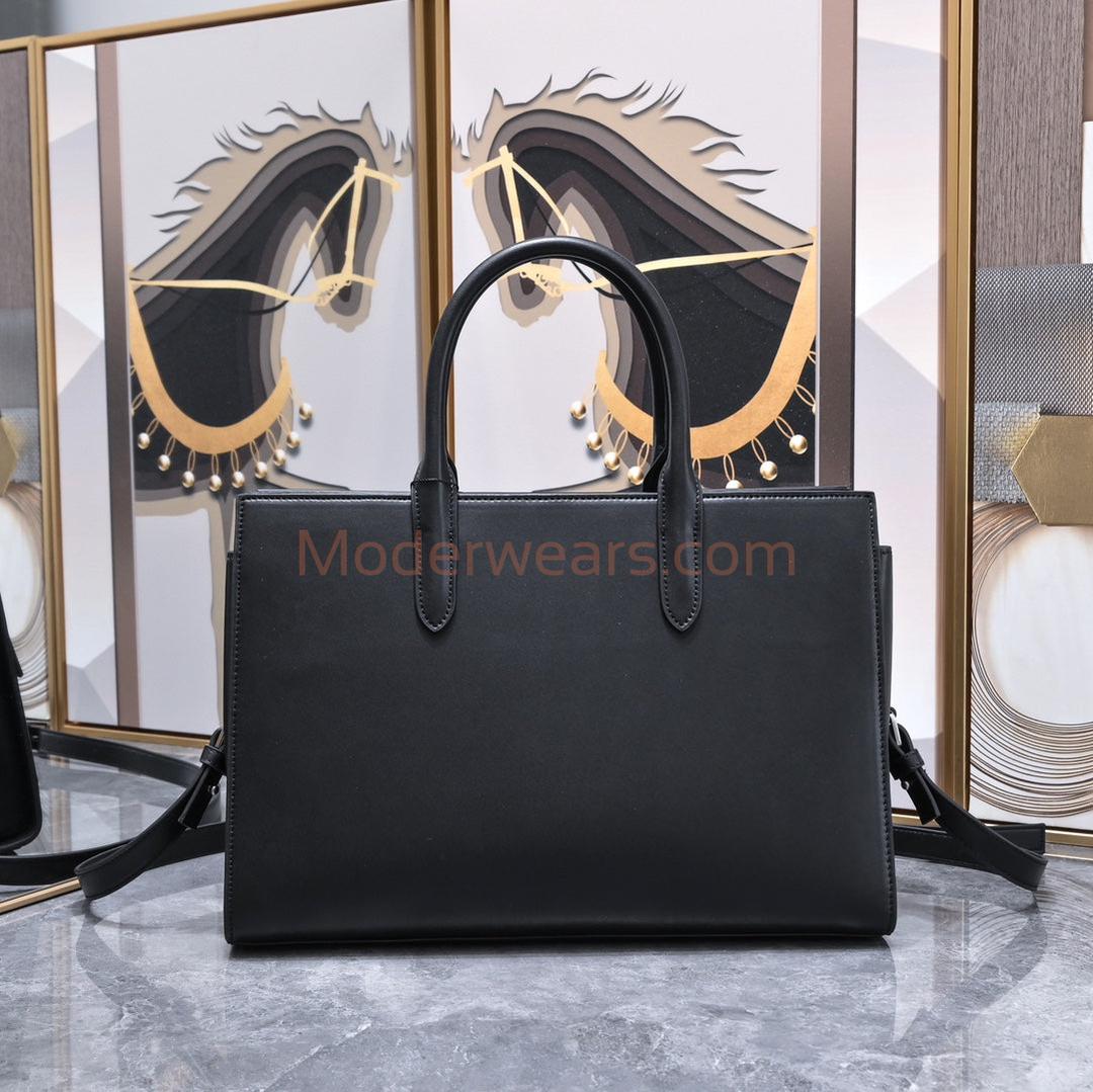 Chic & Stylish Bags
