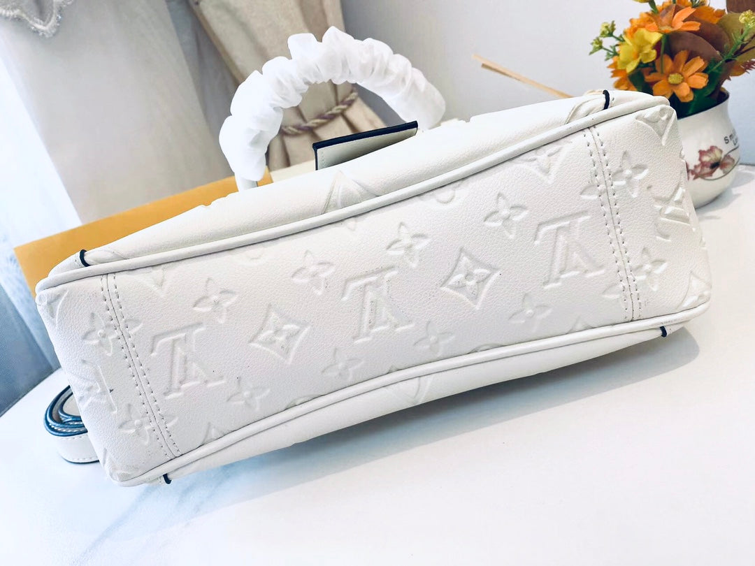 Chic & Stylish Bags