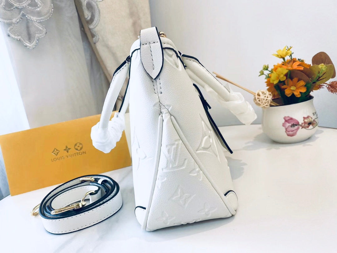 Chic & Stylish Bags