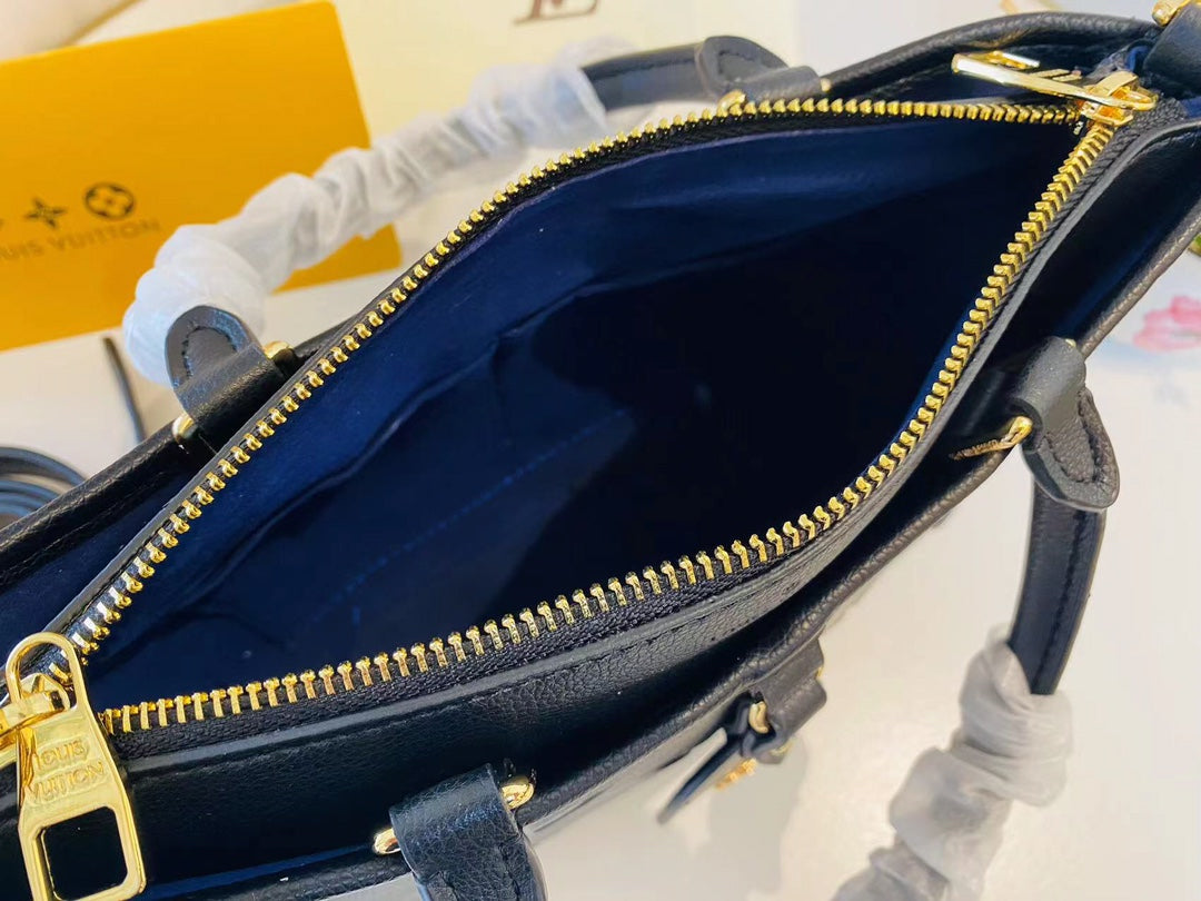 Chic & Stylish Bags