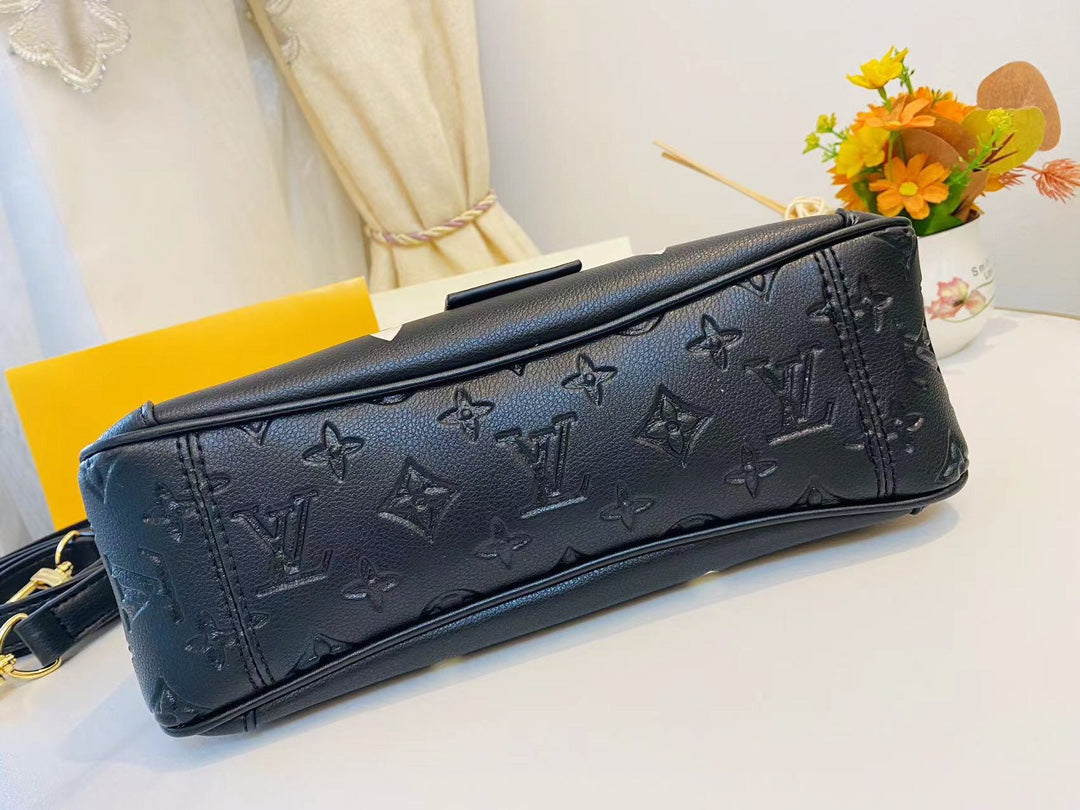 Chic & Stylish Bags