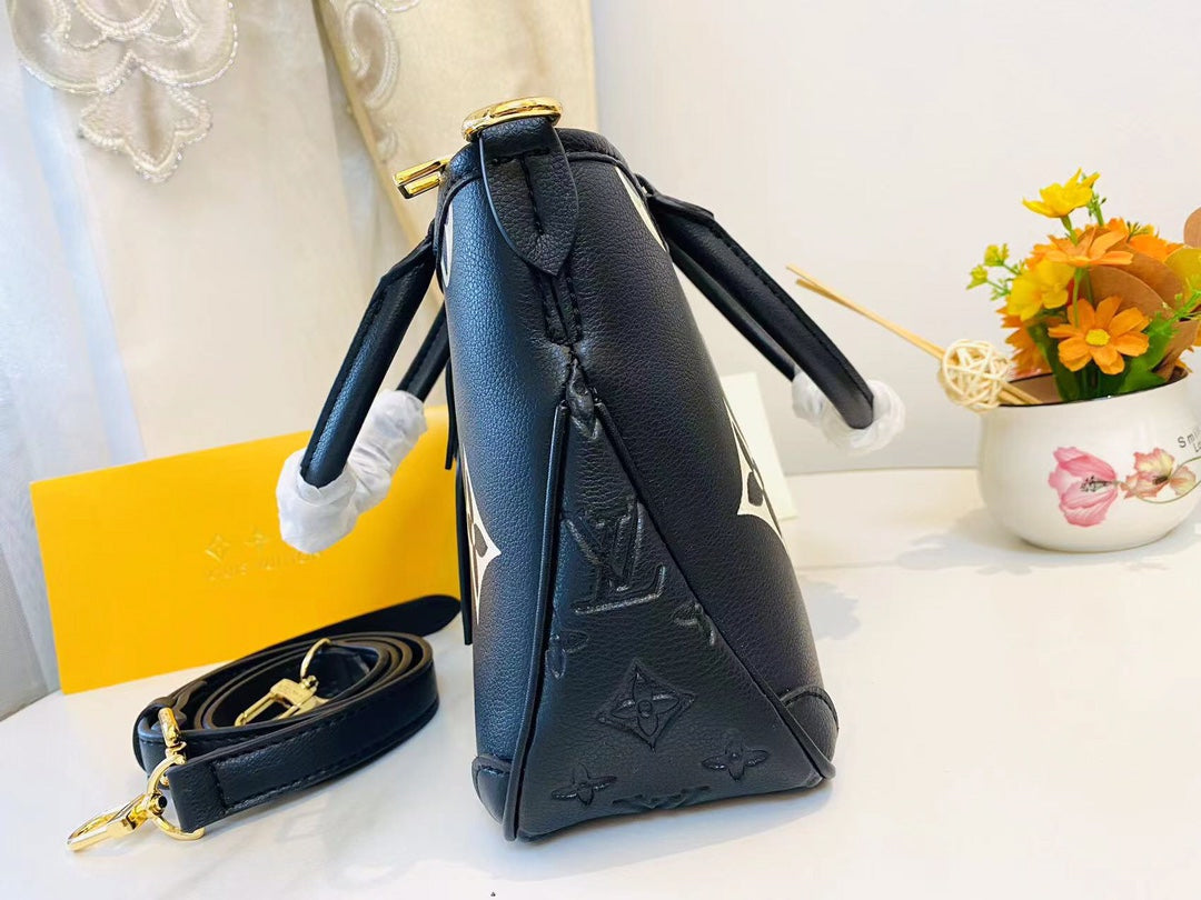Chic & Stylish Bags