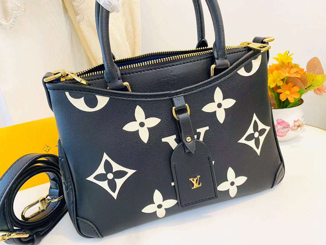 Chic & Stylish Bags