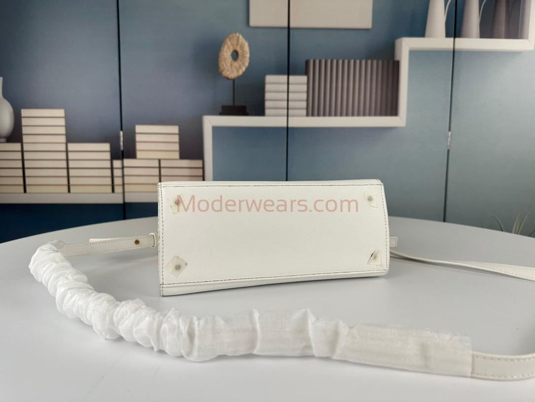 Chic & Stylish Bags