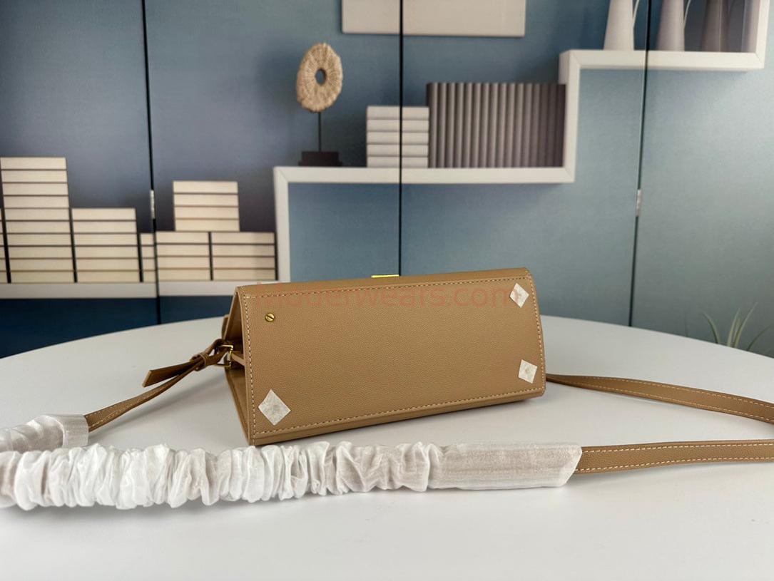 Chic & Stylish Bags