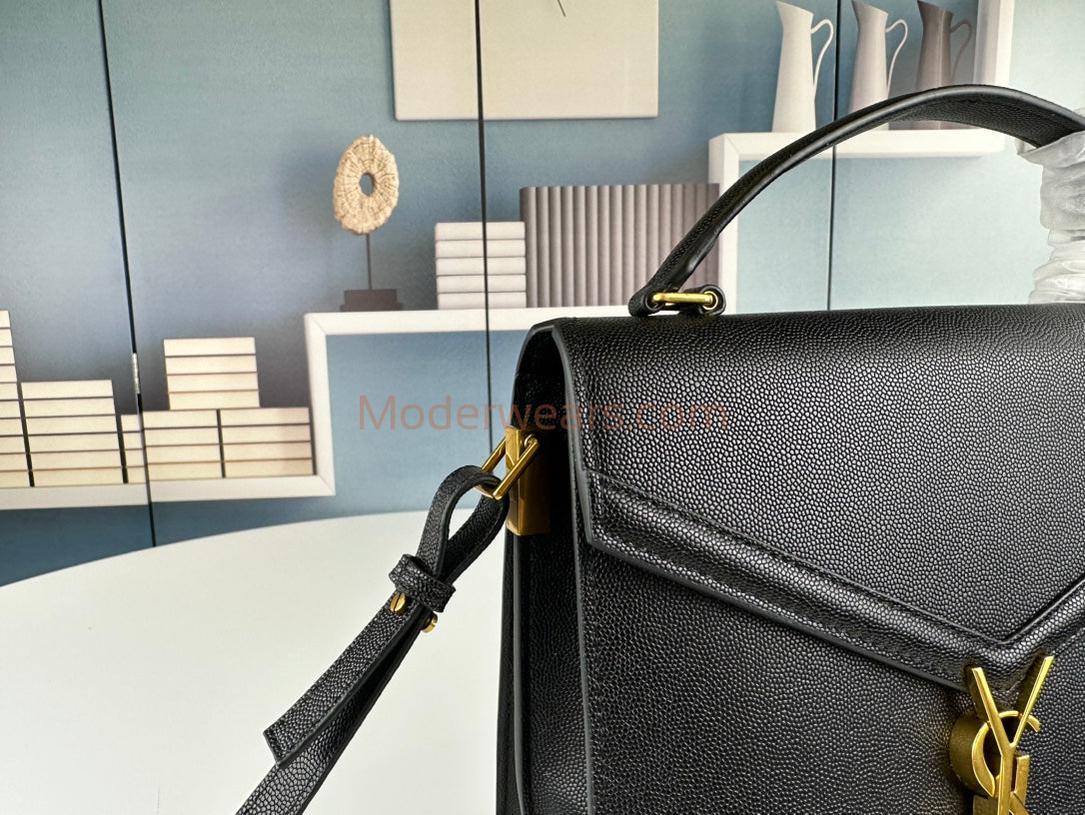 Chic & Stylish Bags