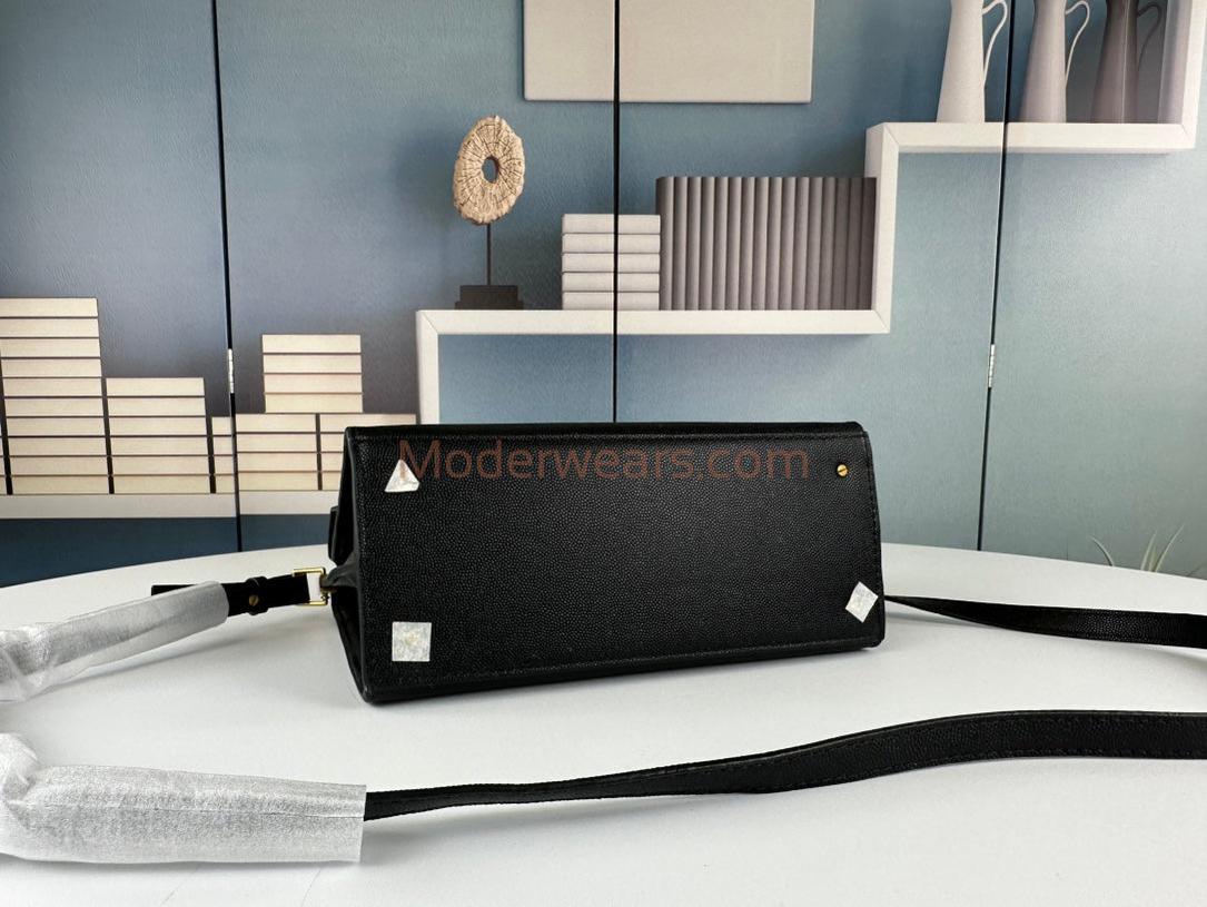 Chic & Stylish Bags