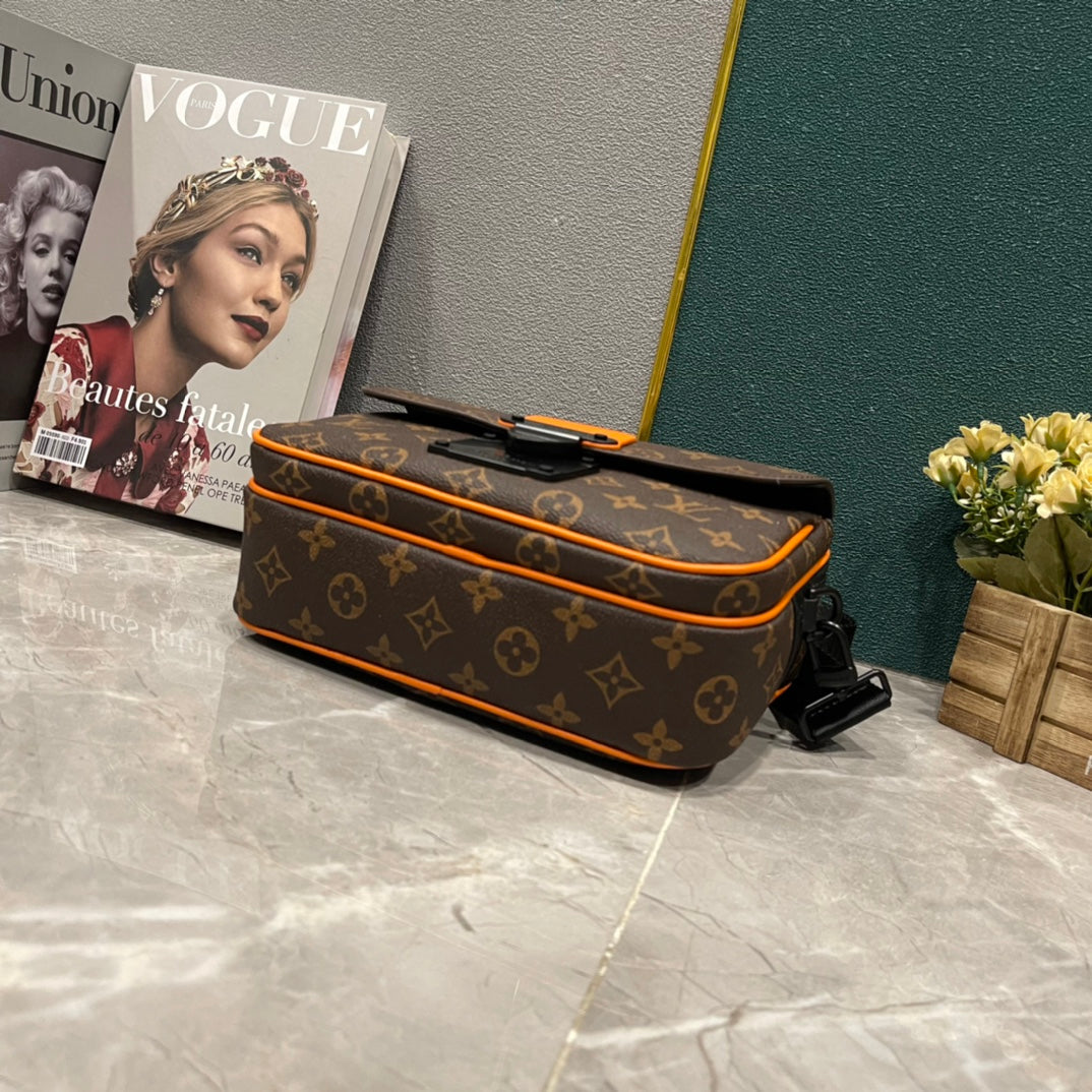 Chic & Stylish Bags