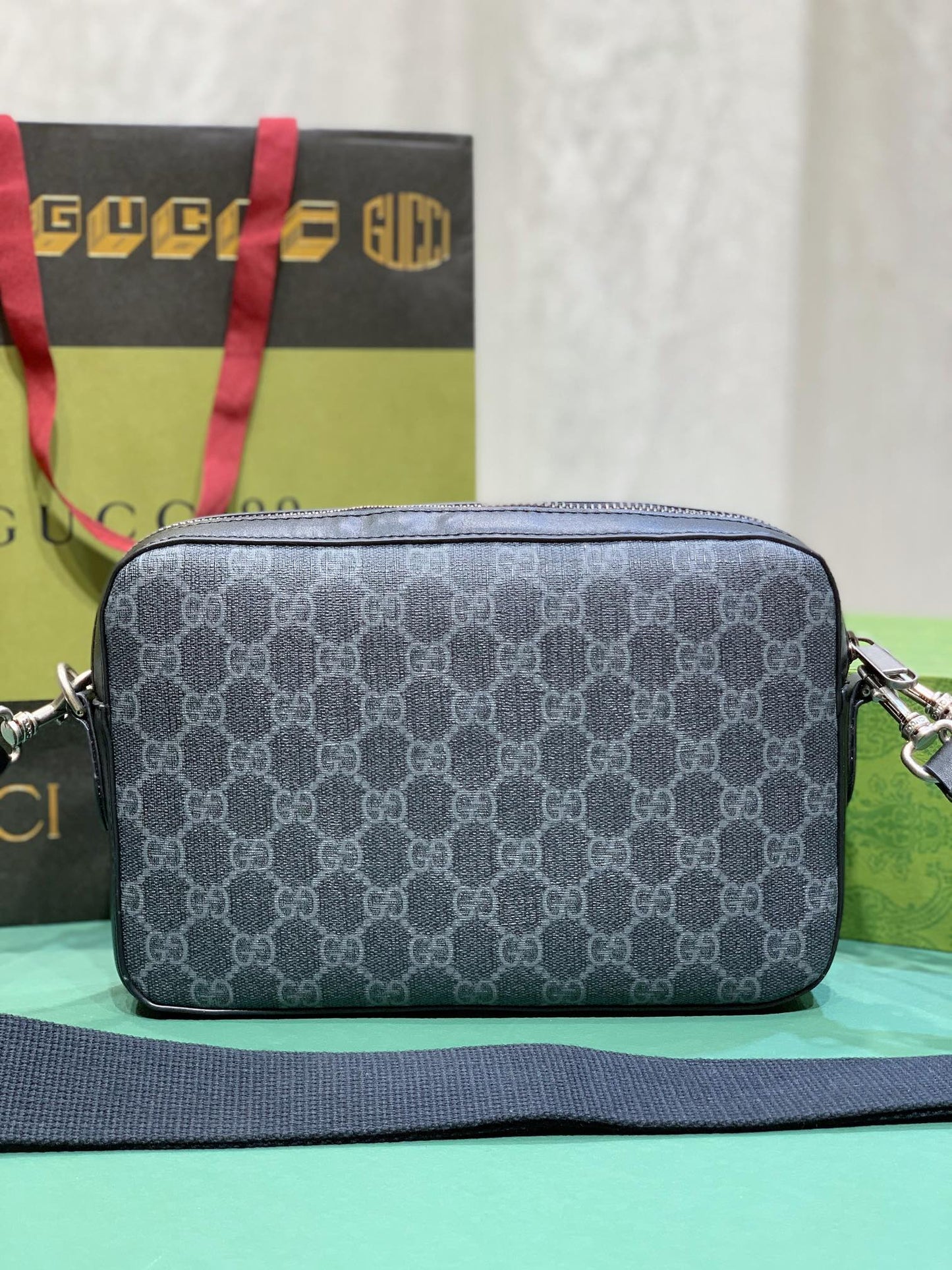 Chic & Stylish Bags