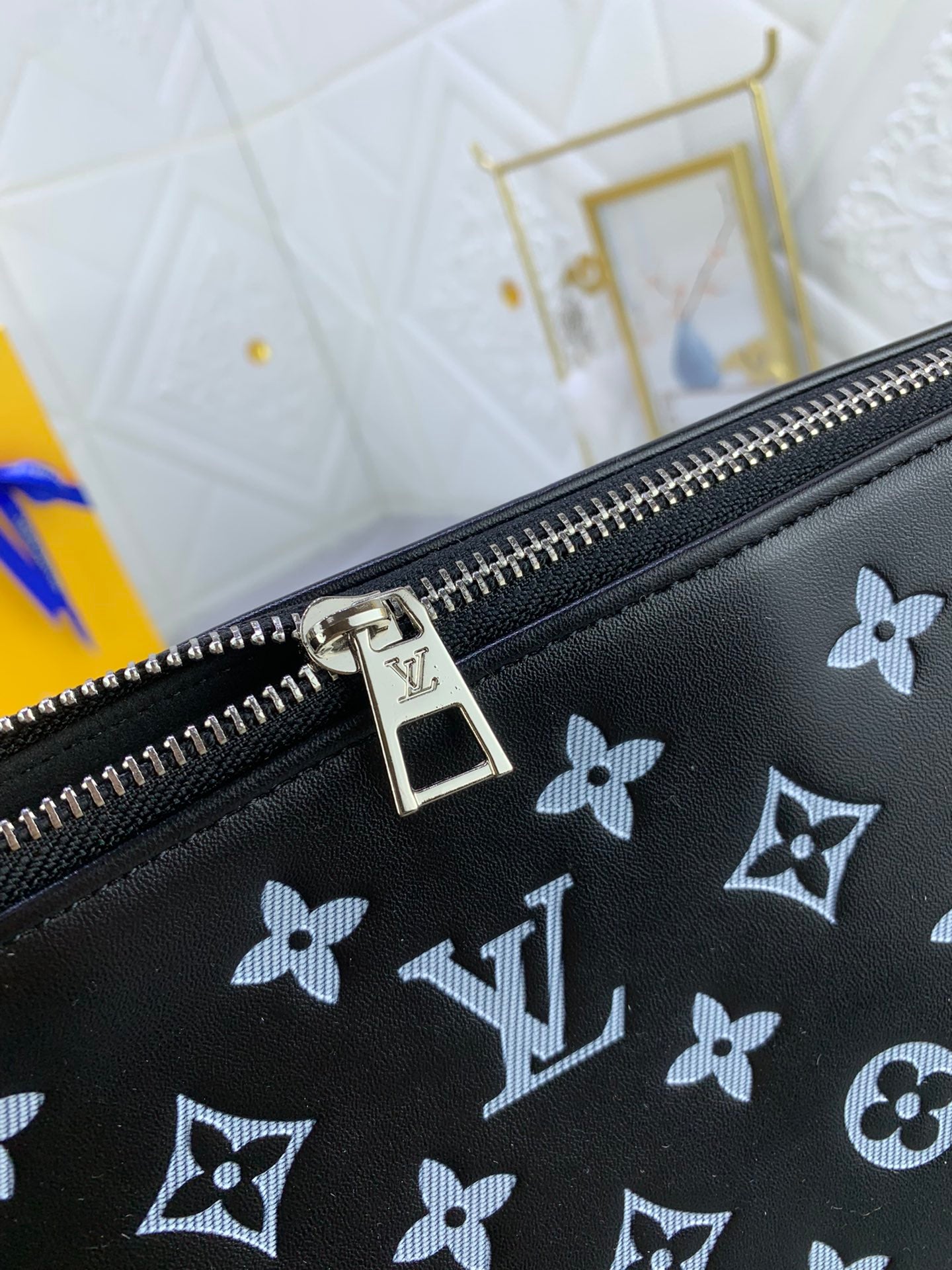 Chic & Stylish Bags