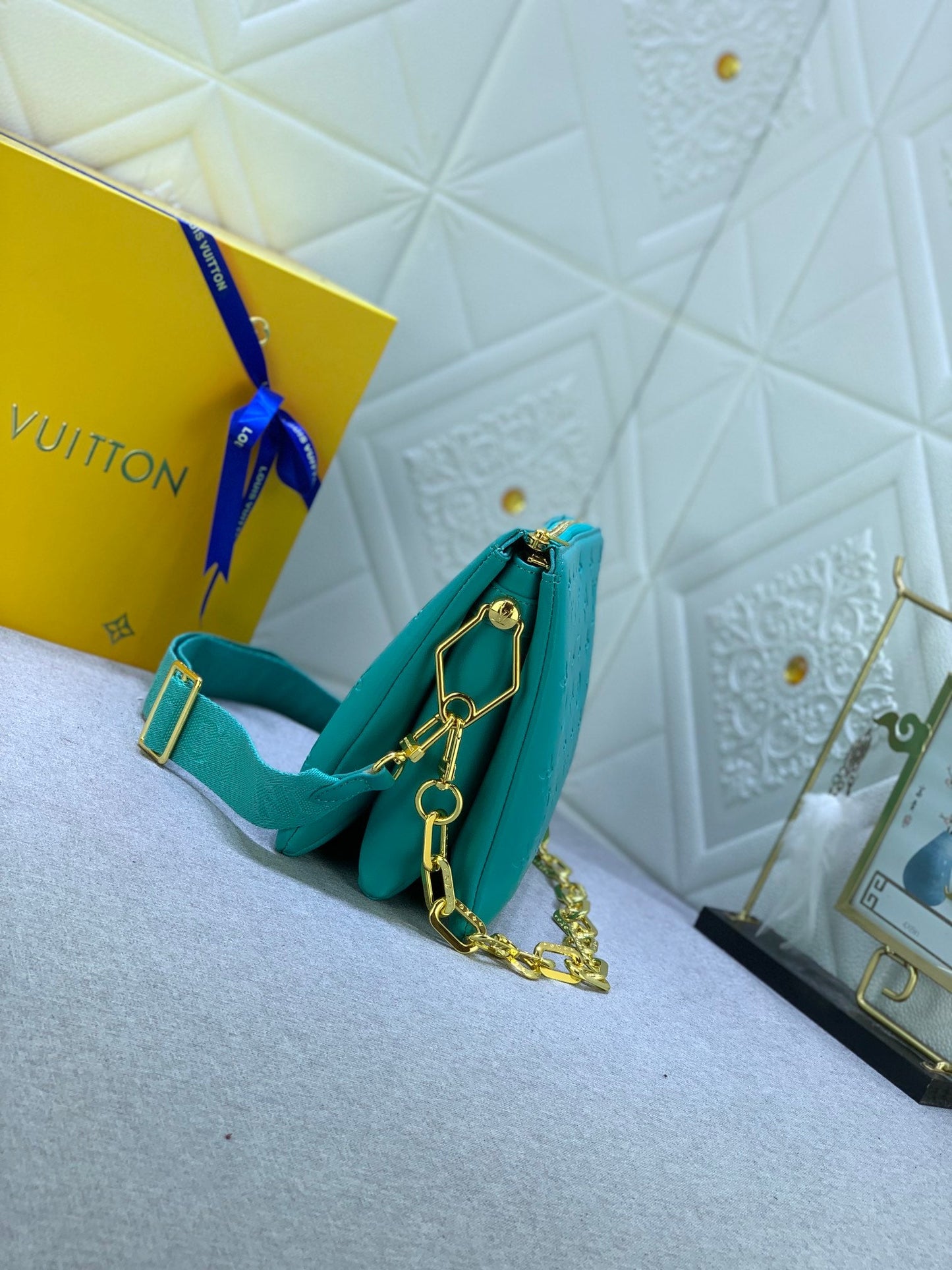 Chic & Stylish Bags