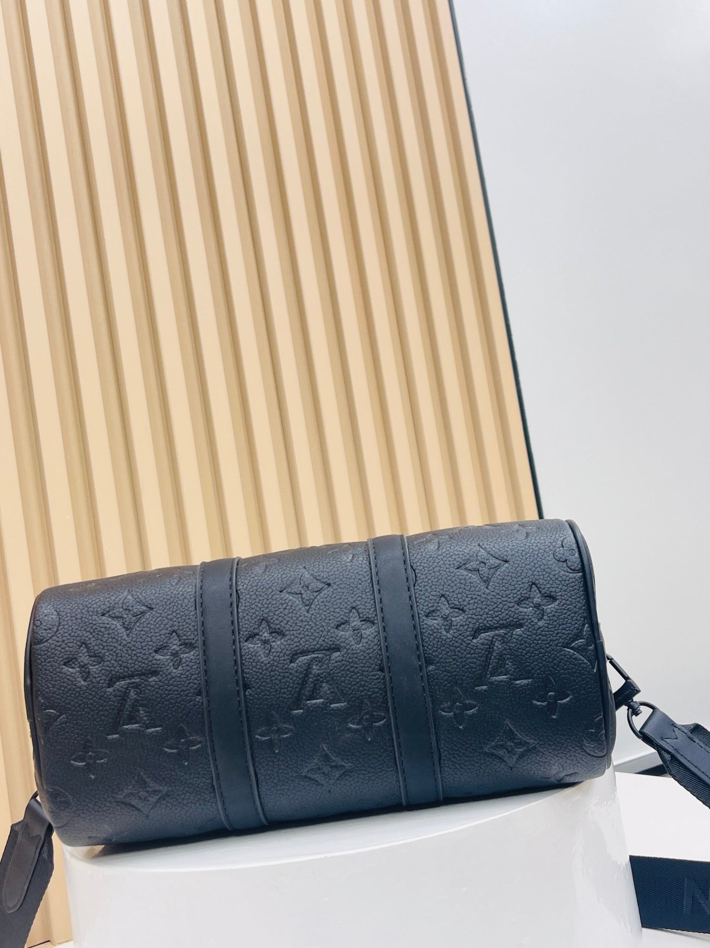 Chic & Stylish Bags