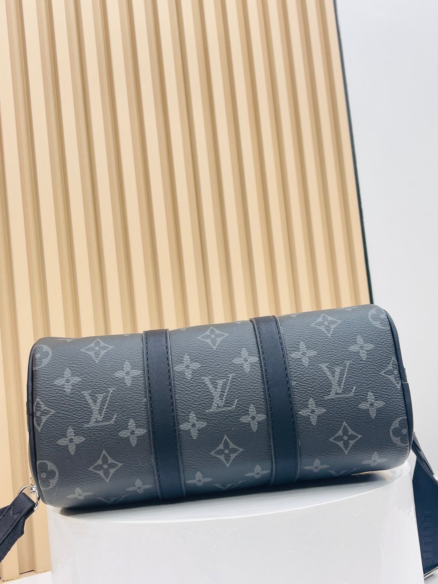 Chic & Stylish Bags