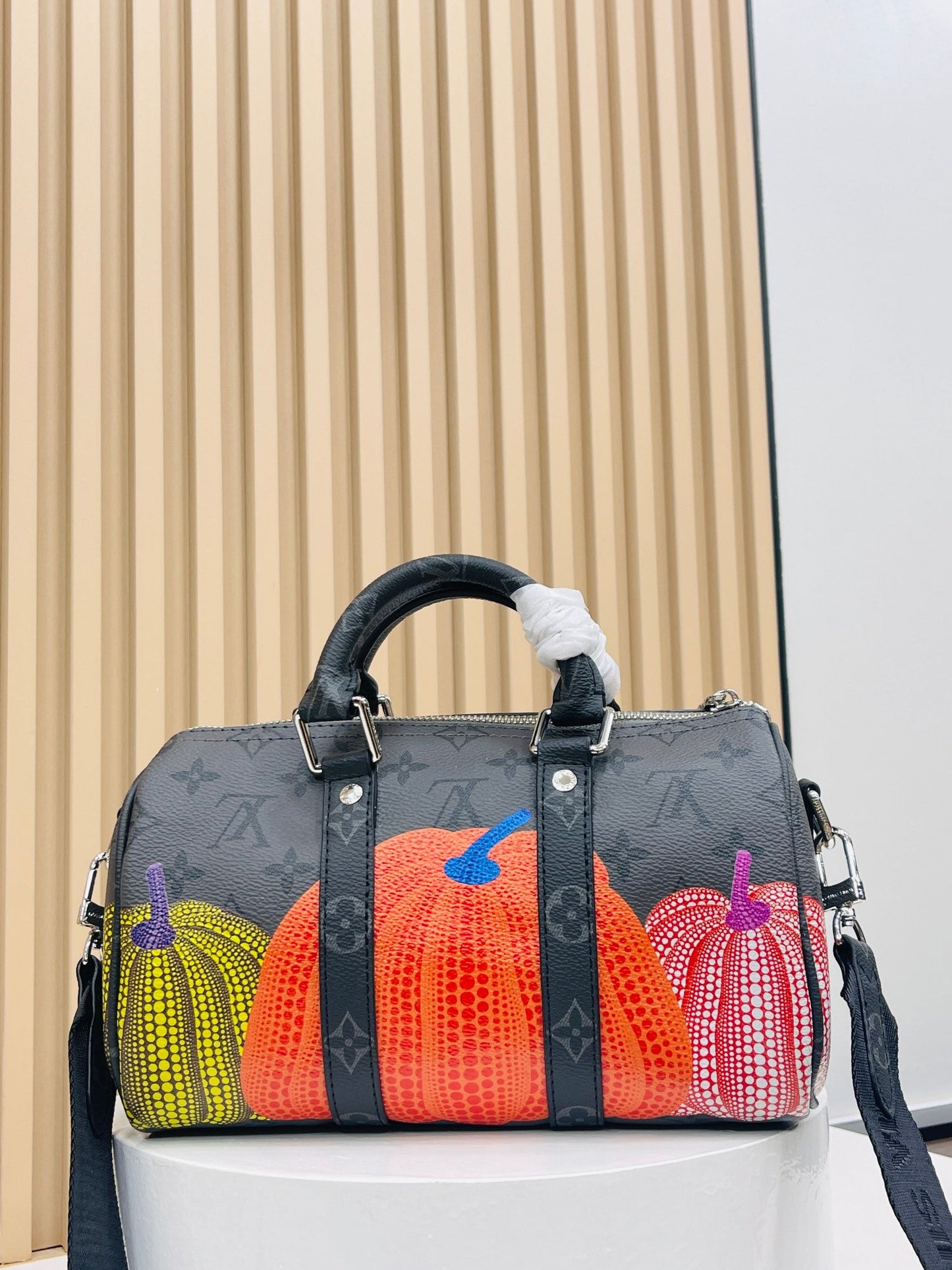 Chic & Stylish Bags
