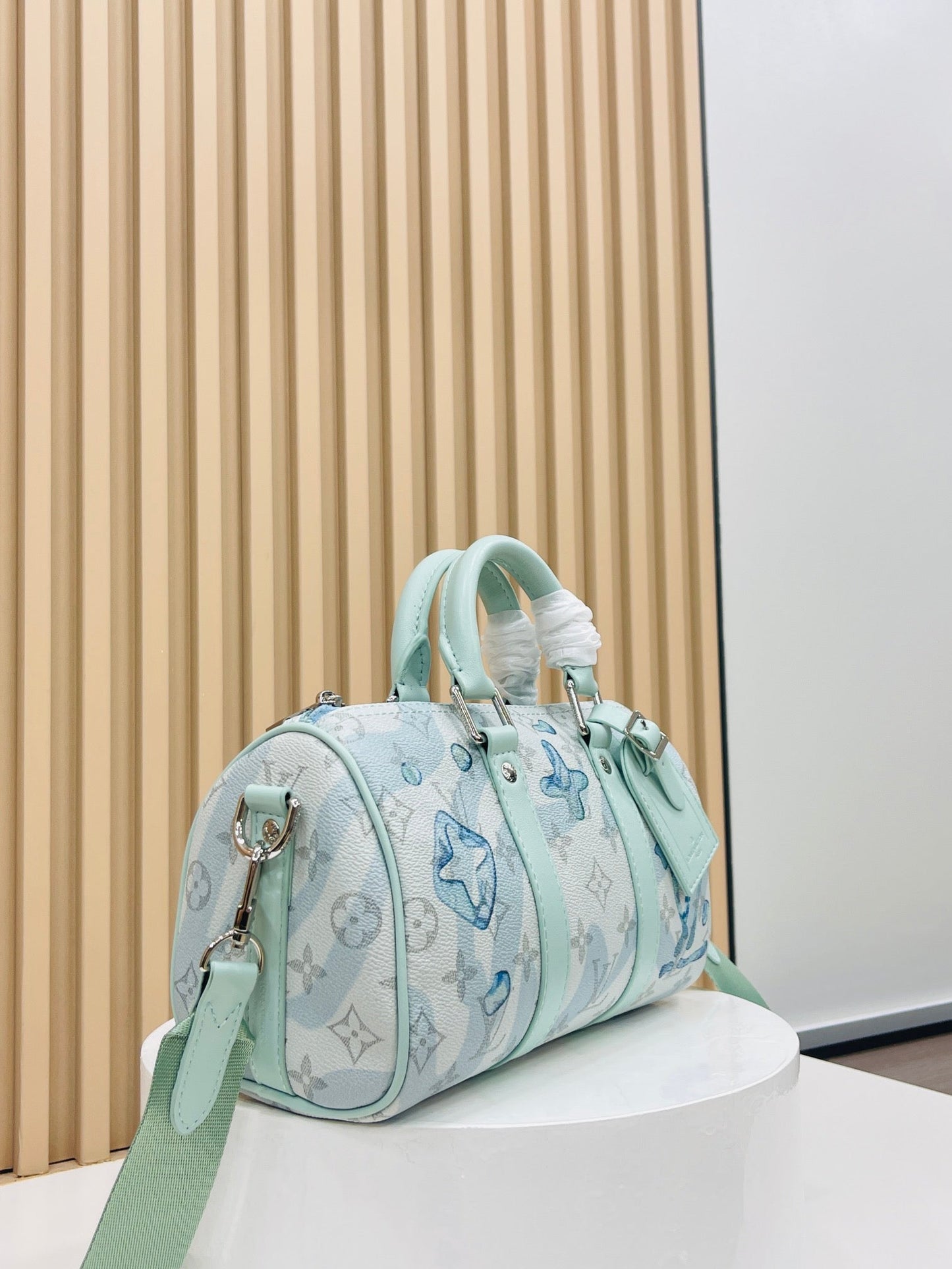 Chic & Stylish Bags
