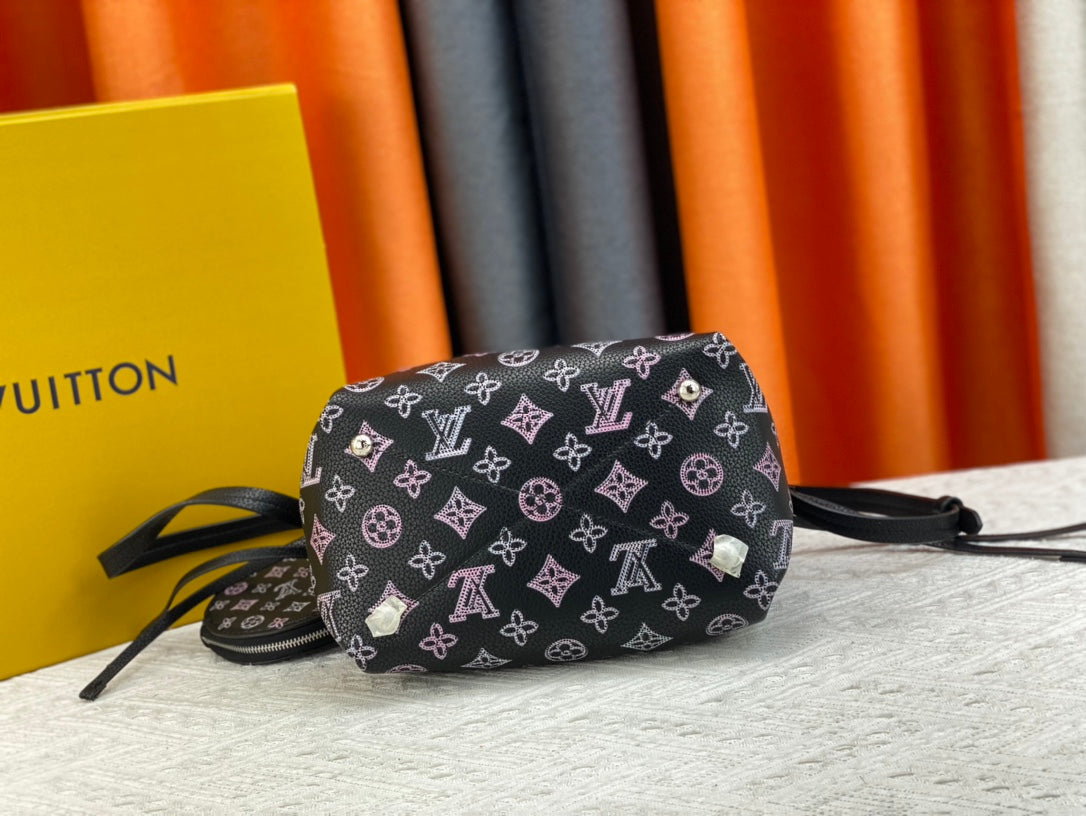 Chic & Stylish Bags