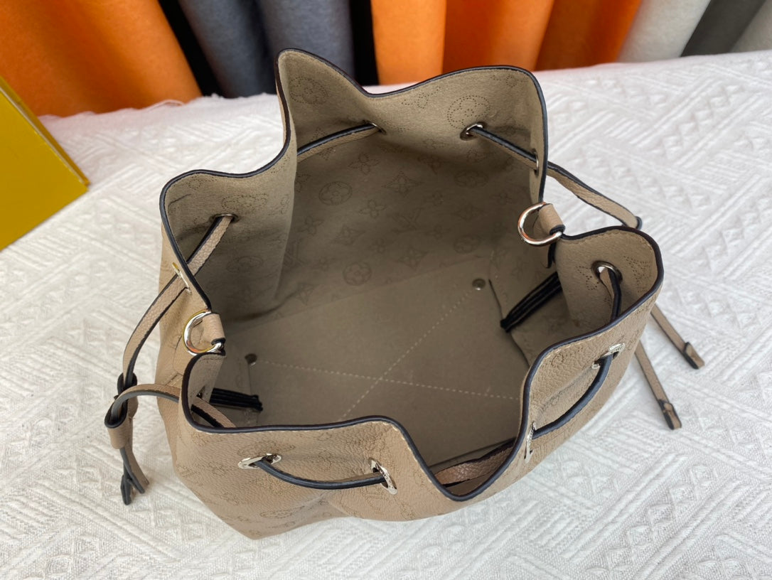 Chic & Stylish Bags