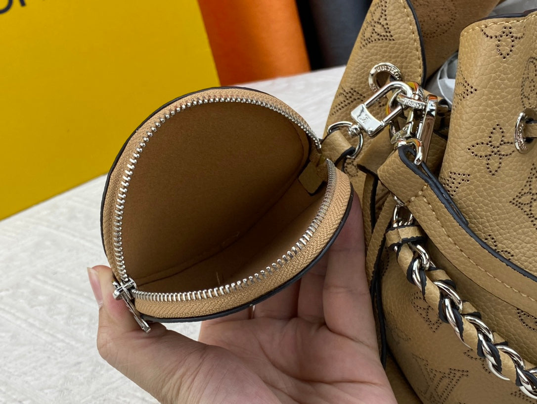 Chic & Stylish Bags