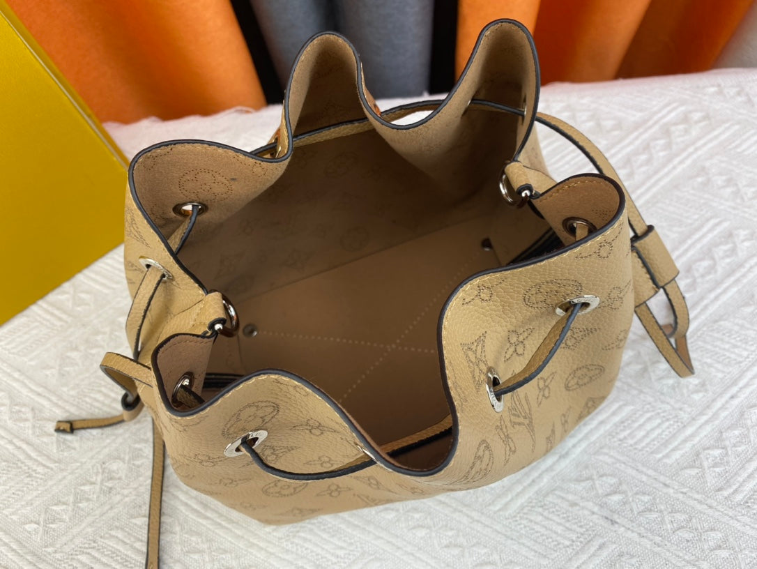 Chic & Stylish Bags
