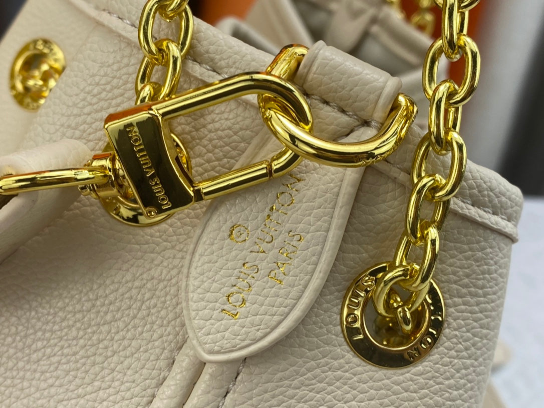 Chic & Stylish Bags
