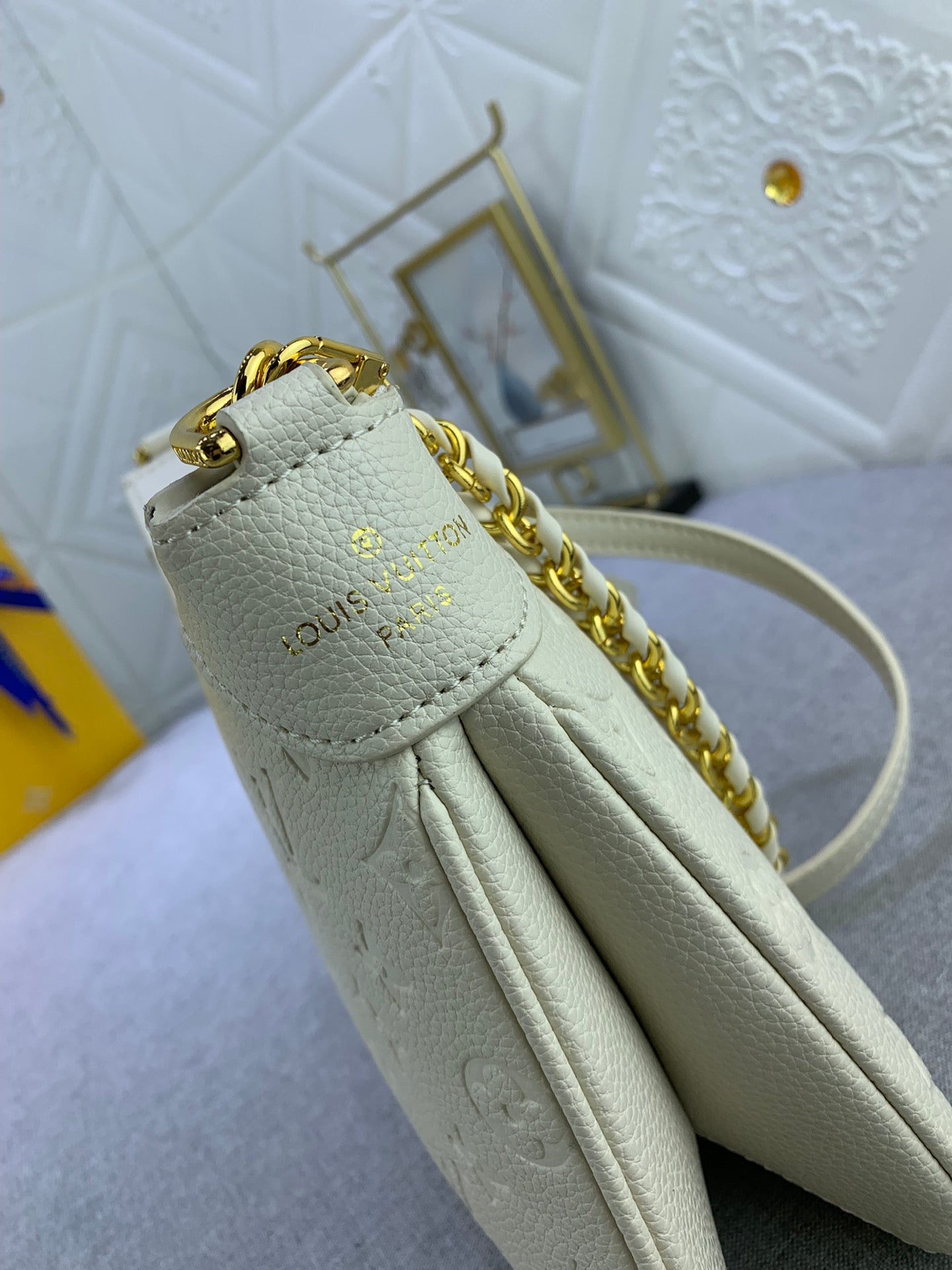 Chic & Stylish Bags