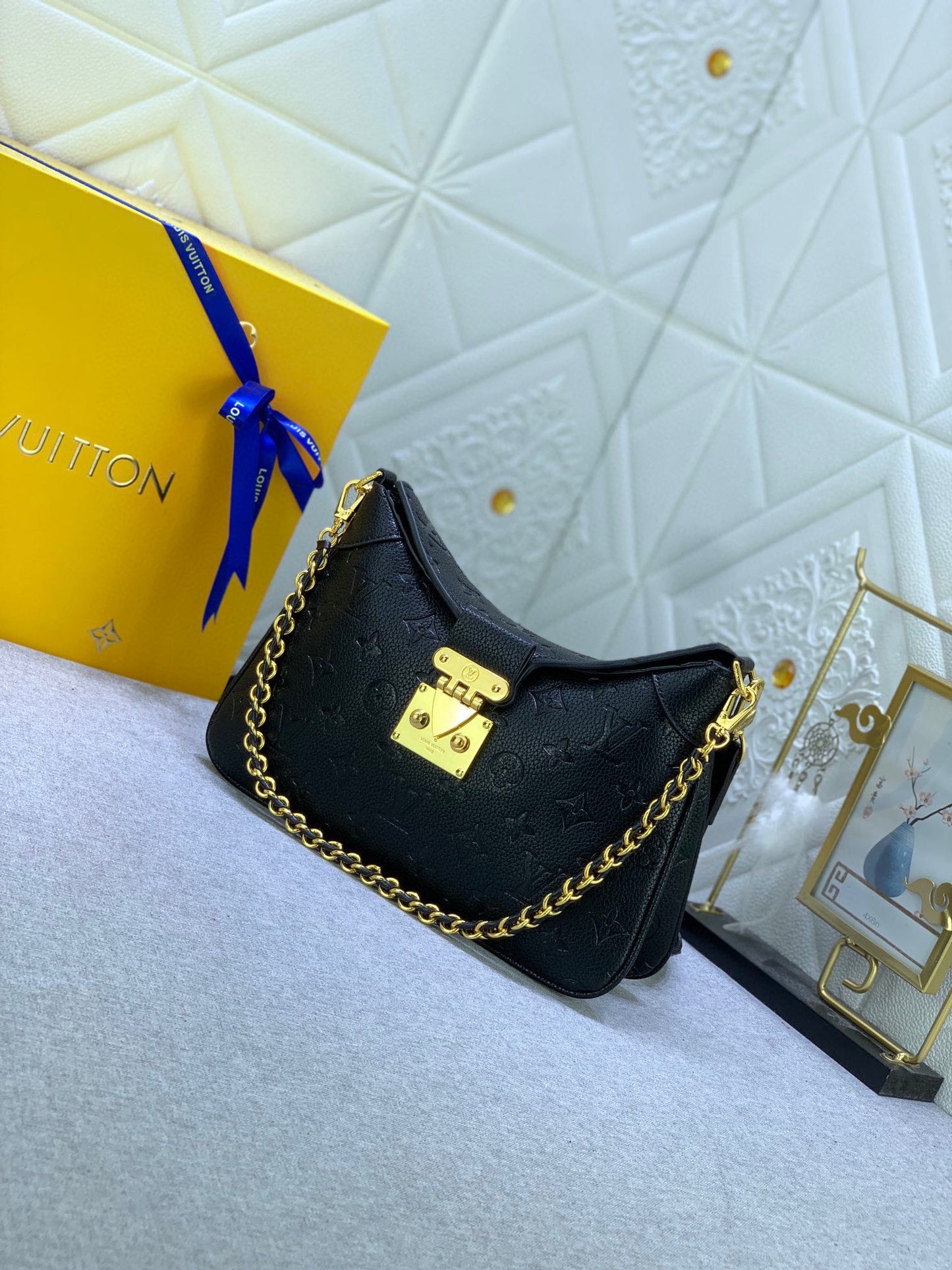 Chic & Stylish Bags