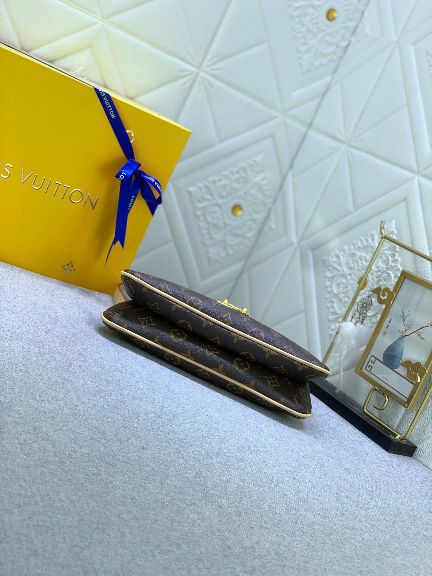 Chic & Stylish Bags