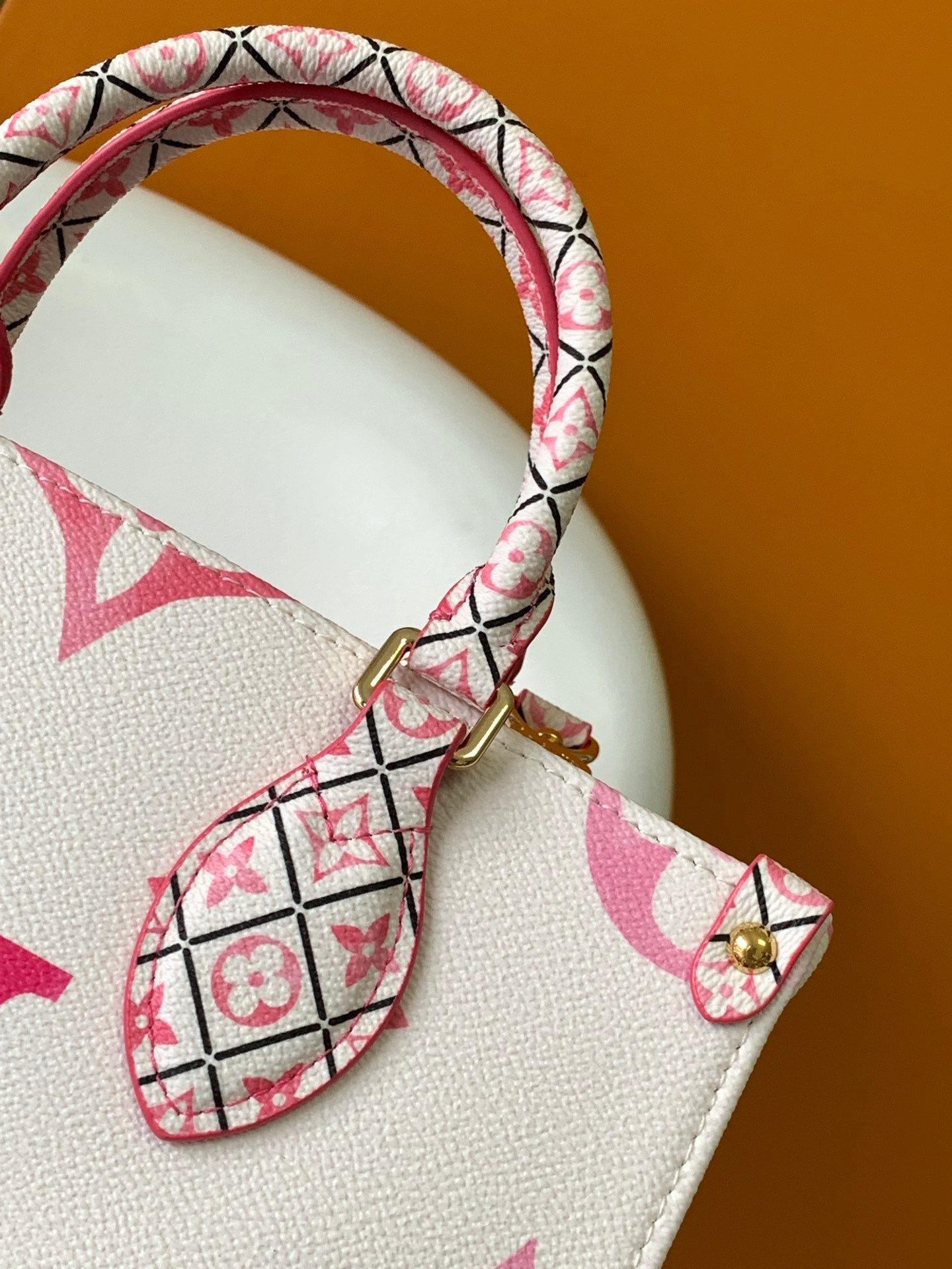 Chic & Stylish Bags