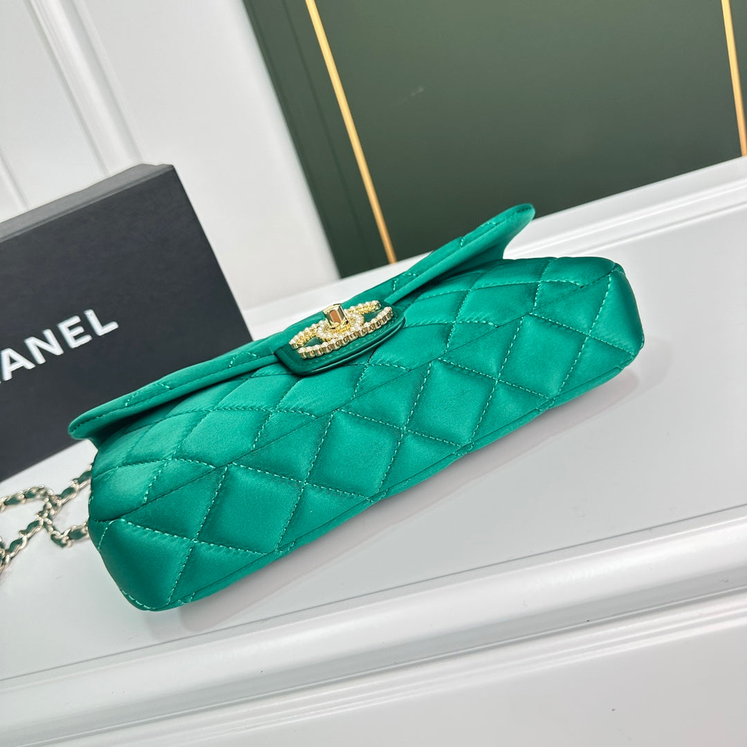 Chic & Stylish Bags