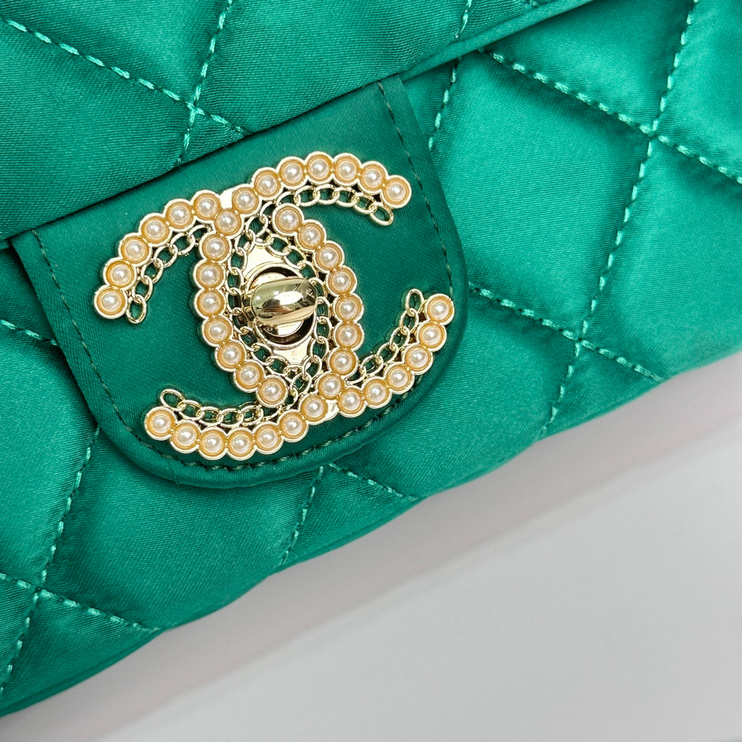 Chic & Stylish Bags