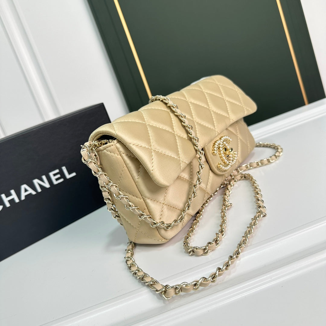 Chic & Stylish Bags