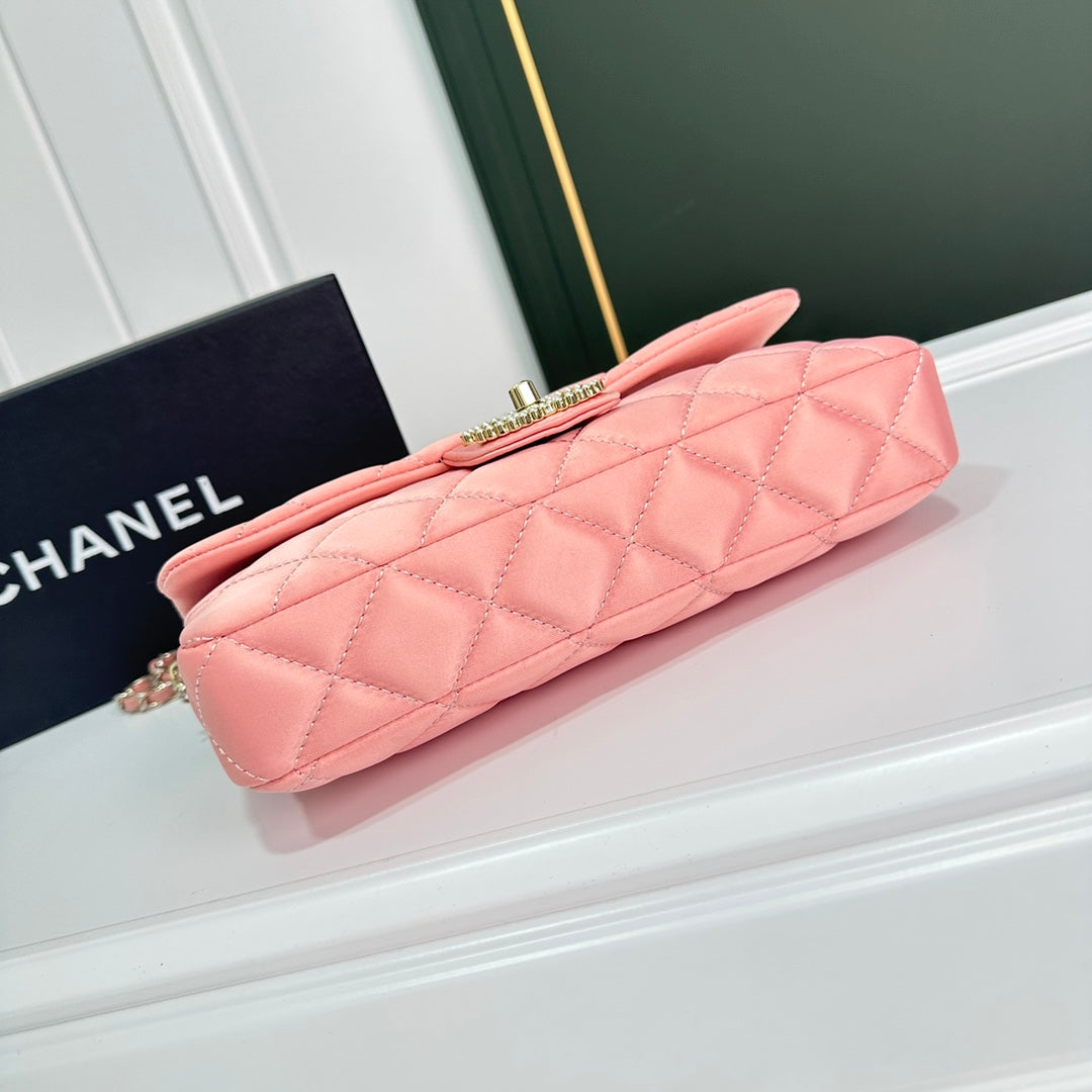 Chic & Stylish Bags
