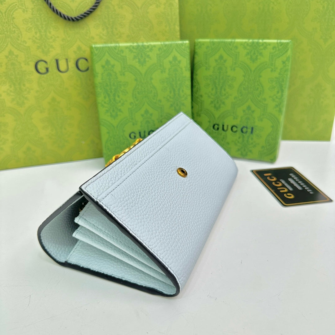 Chic & Stylish Bags