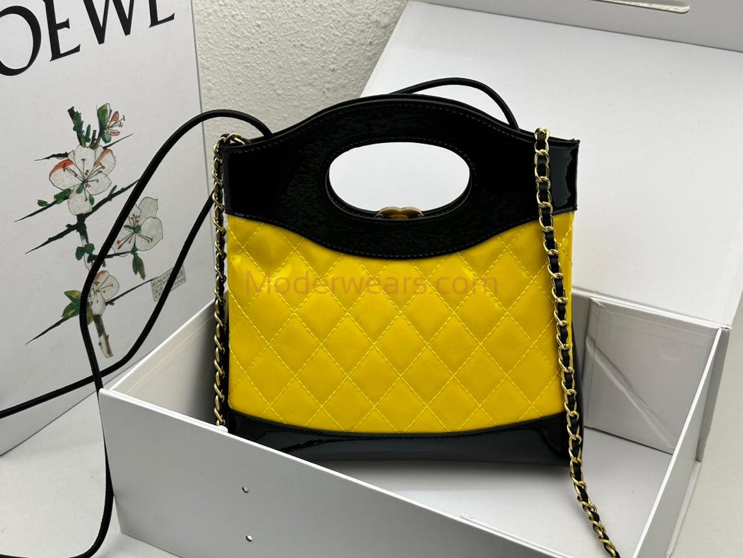 Chic & Stylish Bags