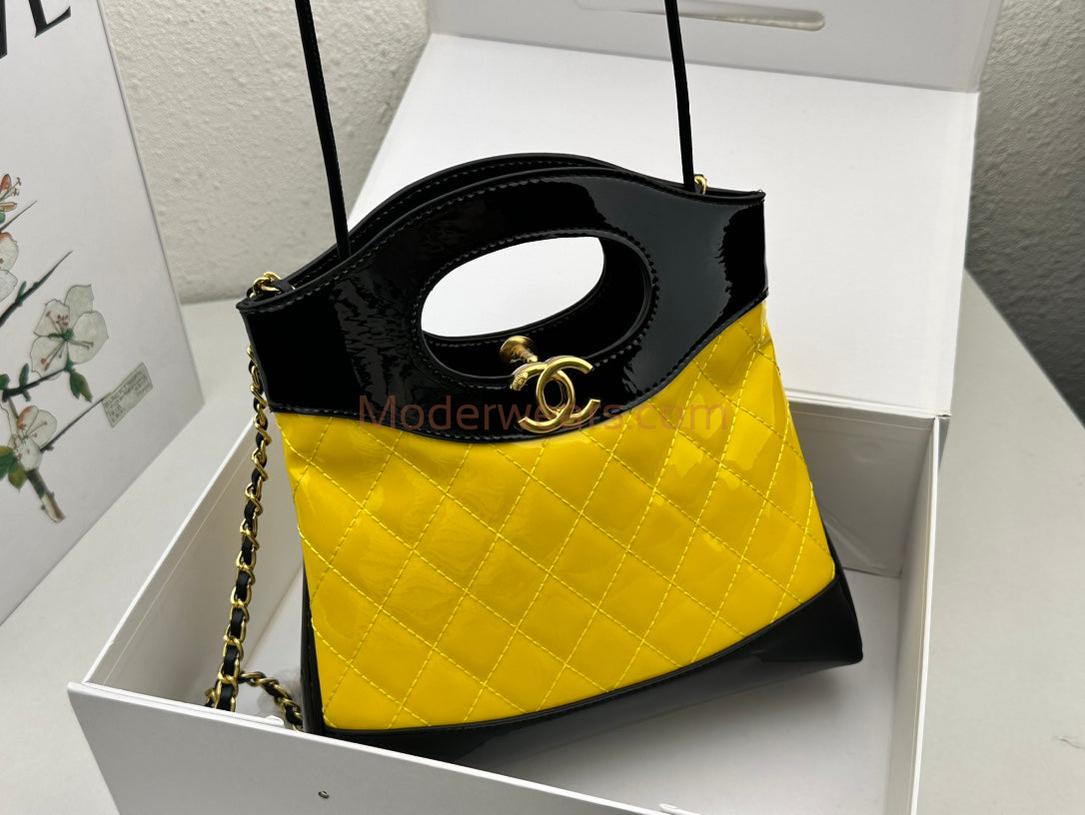 Chic & Stylish Bags