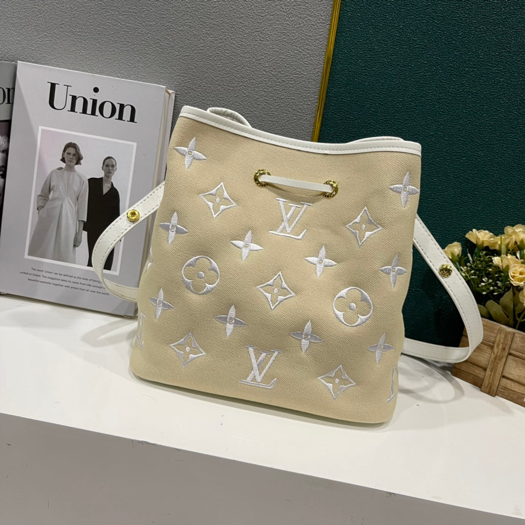 Chic & Stylish Bags